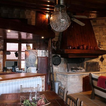 Отель Casa Escosa Альбалате-дель-Арсобиспо Экстерьер фото